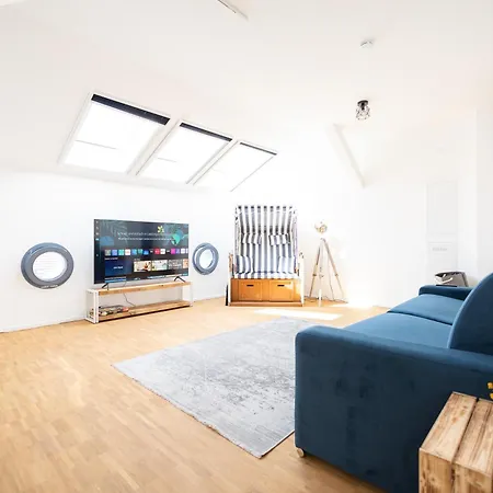 Ko-Living - Captain'S Suite - Altstadt - Mit Kueche, Smart Tv & Balkon - 6P Halle  Exterior photo