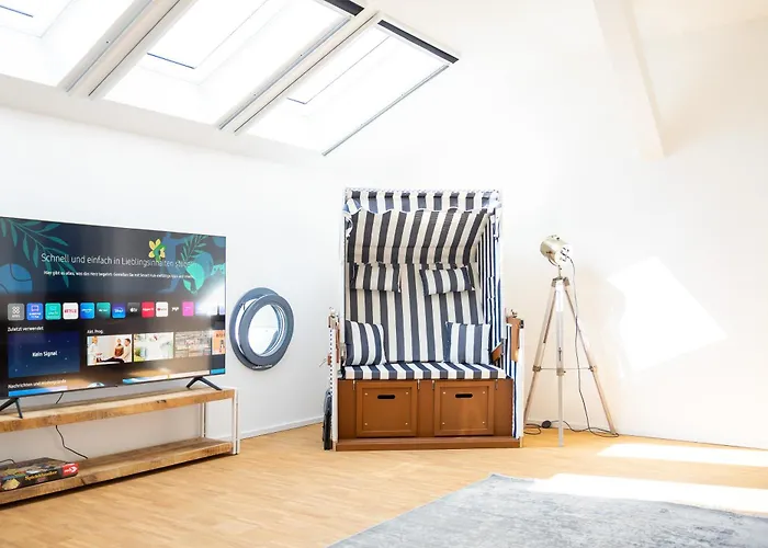 Ko-Living - Captain\'S Suite - Altstadt - Mit Kueche, Smart Tv & Balkon - 6P
