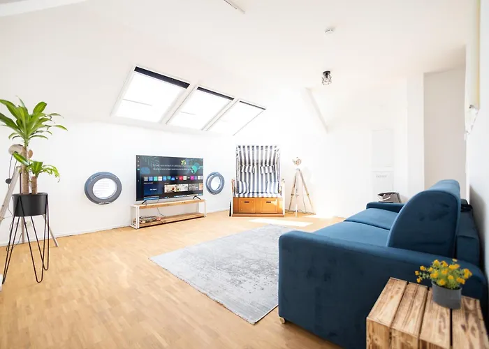Ko-Living - Captain\'S Suite - Altstadt - Mit Kueche, Smart Tv & Balkon - 6P