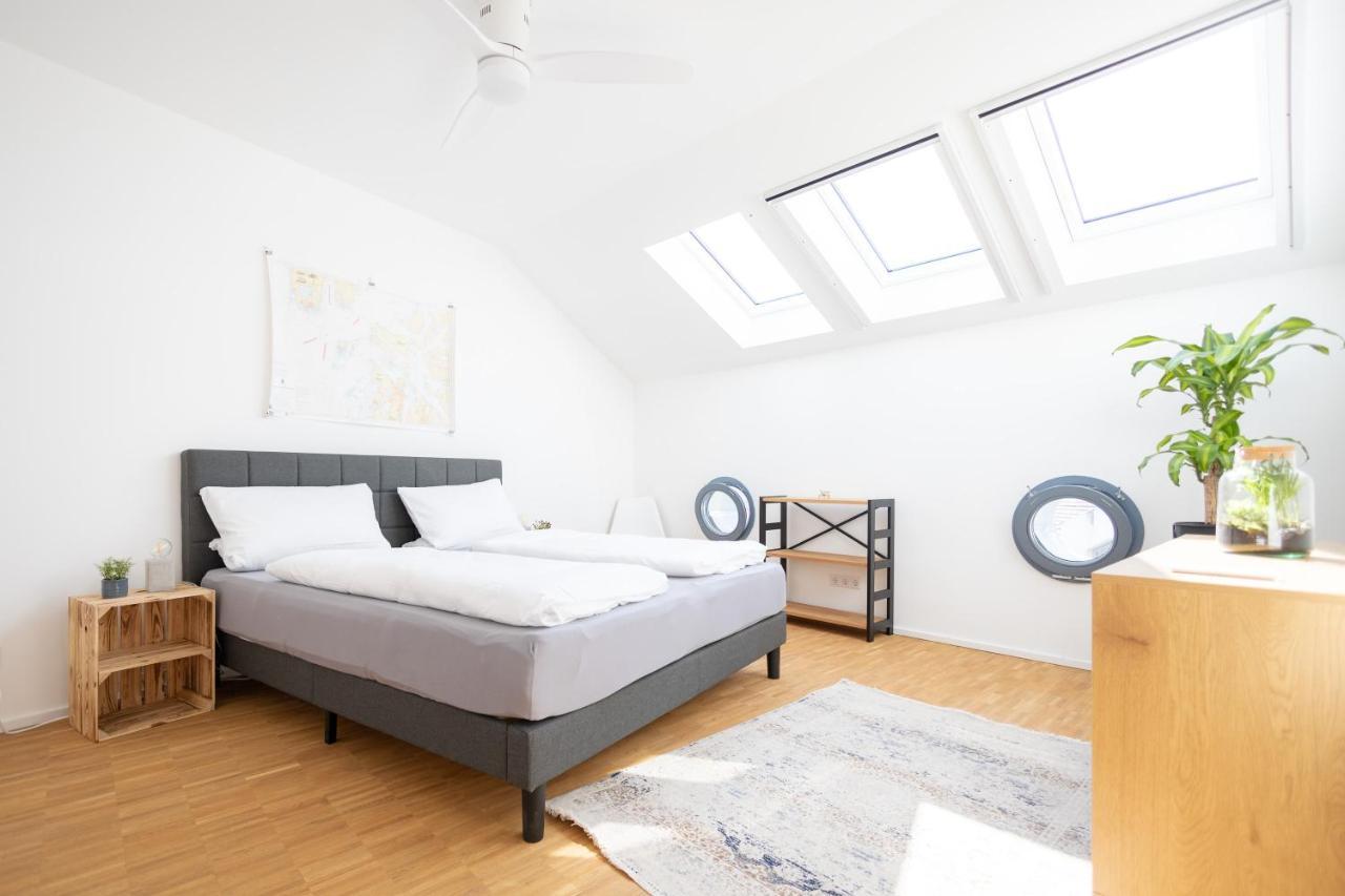 Ko-living - Captain's - Altstadt - Mit Kueche, Smart Tv & Balkon - 6p Apartment