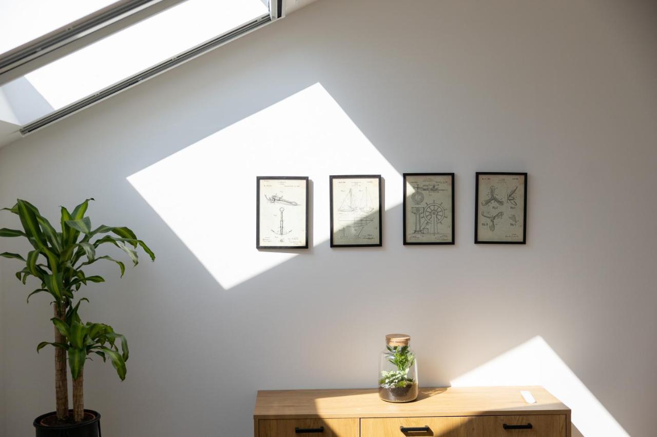Ko-living - Captain's - Altstadt - Mit Kueche, Smart Tv & Balkon - 6p