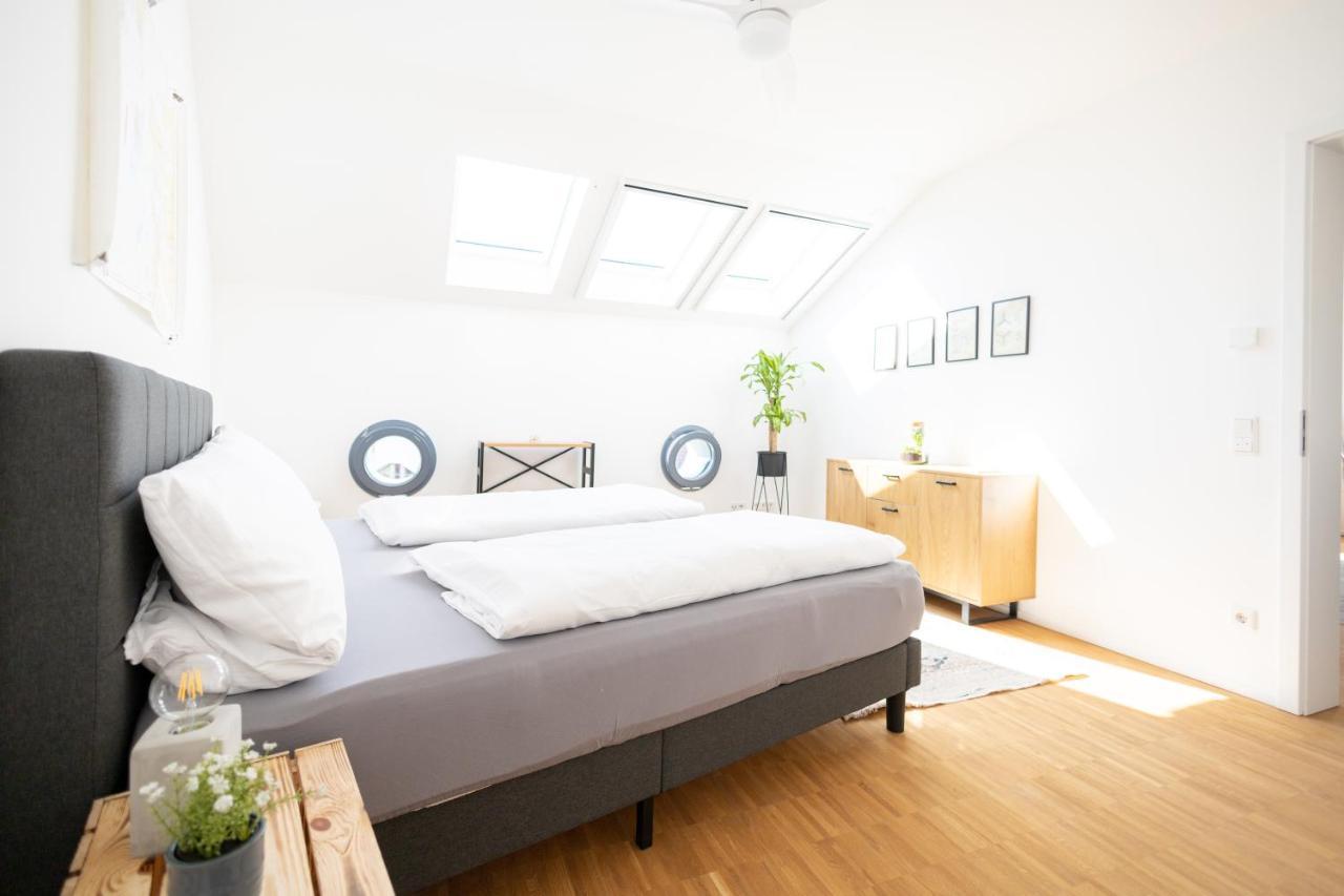 Ko-living - Captain's - Altstadt - Mit Kueche, Smart Tv & Balkon - 6p Apartment Halle (Saale)